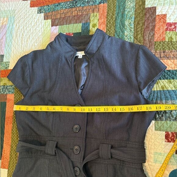 Sandra Darren Casual Blue Denim Dress Button up Structured Belted Size 12 - Picture 6 of 10